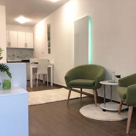 Appartamento Luxury Central Studio Under The Castle Lubiana Esterno foto