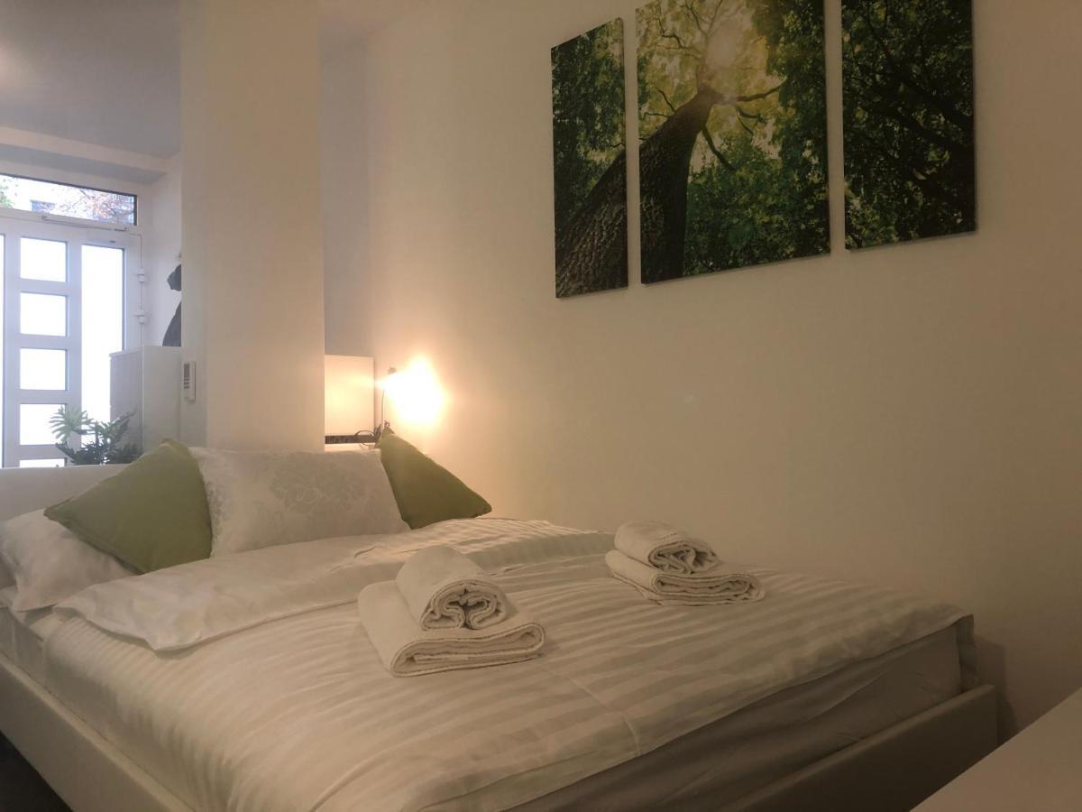 Appartamento Luxury Central Studio Under The Castle Lubiana Esterno foto